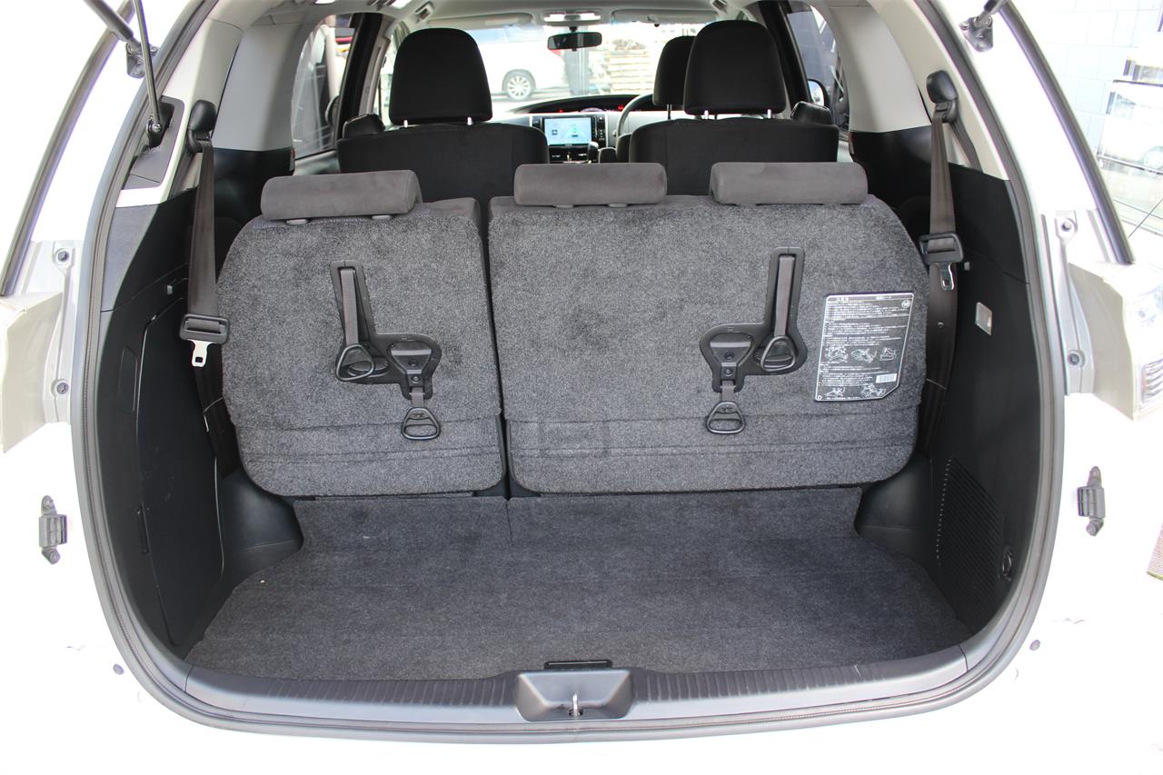 2014 Toyota Estima