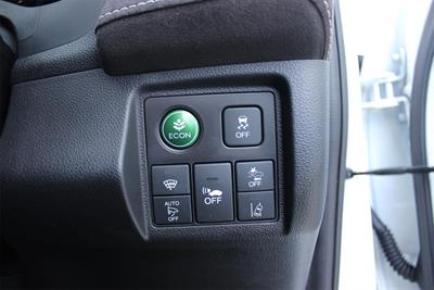 2016 Honda Vezel - Thumbnail
